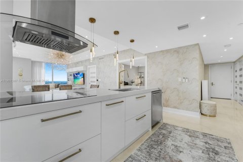 Купить кондоминиум в Майами, Флорида 1 комната, 153.66м2, № 2015183 - фото 10