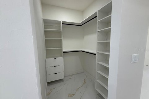 Купить виллу или дом в Лихай-Эйкерс, Флорида 4 комнаты, 151.34м2, № 2147878 - фото 18