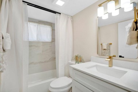Casa en venta en Orlando, Florida, 3 dormitorios, 94.76 m2 № 2167490 - foto 6