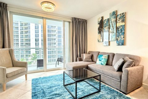 Copropriété à vendre à Sunny Isles Beach, Floride: 33.44 m2 № 2001235 - photo 3