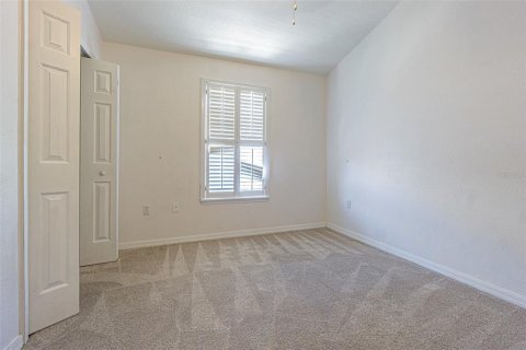 Townhouse in New Port Richey, Florida 3 bedrooms, 156.63 sq.m. № 1616424 - photo 18