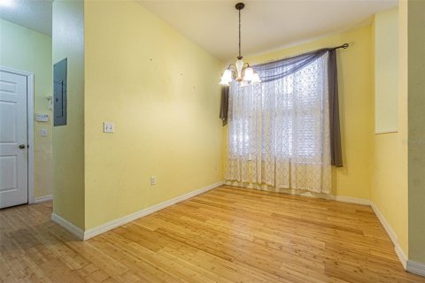 Townhouse in New Port Richey, Florida 3 bedrooms, 156.63 sq.m. № 1616424 - photo 9