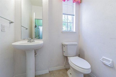 Townhouse in New Port Richey, Florida 3 bedrooms, 156.63 sq.m. № 1616424 - photo 10