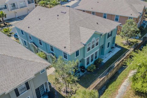 Townhouse in New Port Richey, Florida 3 bedrooms, 156.63 sq.m. № 1616424 - photo 27