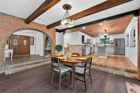Casa en venta en Leesburg, Florida, 4 dormitorios, 221.2 m2 № 1778153 - foto 5
