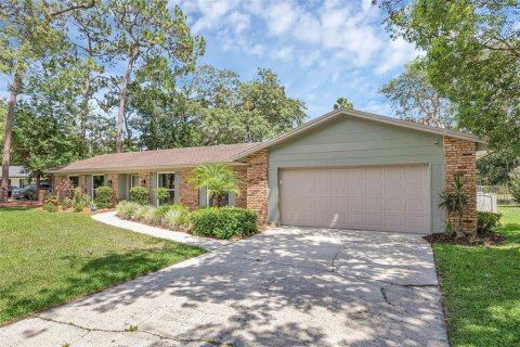 Villa ou maison à vendre à Longwood, Floride: 4 chambres, 264.03 m2 № 1805083 - photo 1