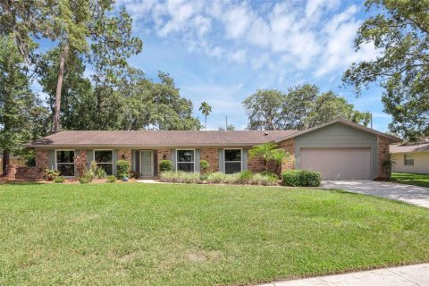 Villa ou maison à vendre à Longwood, Floride: 4 chambres, 264.03 m2 № 1805083 - photo 2
