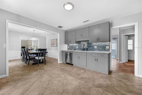 Villa ou maison à vendre à Longwood, Floride: 4 chambres, 264.03 m2 № 1805083 - photo 13