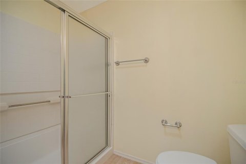 Villa ou maison à louer à The Villages, Floride: 2 chambres, 107.4 m2 № 2098250 - photo 24