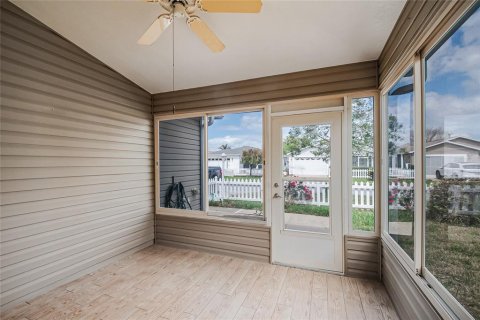 Villa ou maison à louer à The Villages, Floride: 2 chambres, 107.4 m2 № 2098250 - photo 6