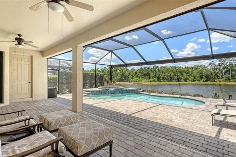 House in LAKEWOOD NATIONAL in Lakewood Ranch, Florida 2 bedrooms, 171.87 sq.m. № 1651475 - photo 28