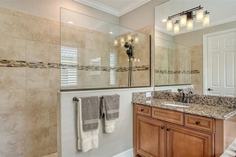 House in LAKEWOOD NATIONAL in Lakewood Ranch, Florida 2 bedrooms, 171.87 sq.m. № 1651475 - photo 21