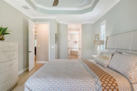 House in LAKEWOOD NATIONAL in Lakewood Ranch, Florida 2 bedrooms, 171.87 sq.m. № 1651475 - photo 18