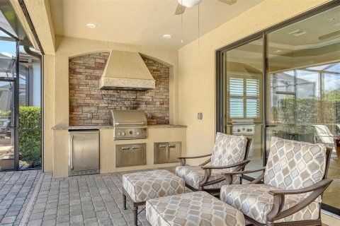 House in LAKEWOOD NATIONAL in Lakewood Ranch, Florida 2 bedrooms, 171.87 sq.m. № 1651475 - photo 30