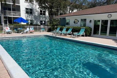 Copropriété à louer à Lauderdale-by-the-Sea, Floride: 2 chambres, 92.9 m2 № 2010039 - photo 24