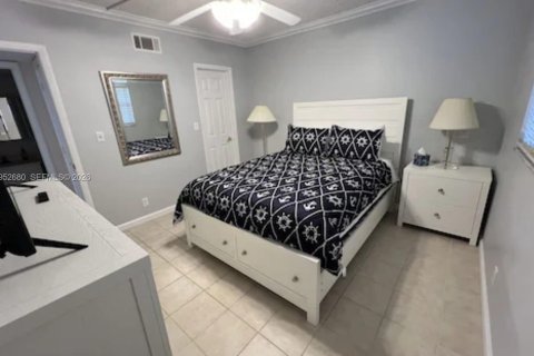 Copropriété à louer à Lauderdale-by-the-Sea, Floride: 2 chambres, 92.9 m2 № 2010039 - photo 16