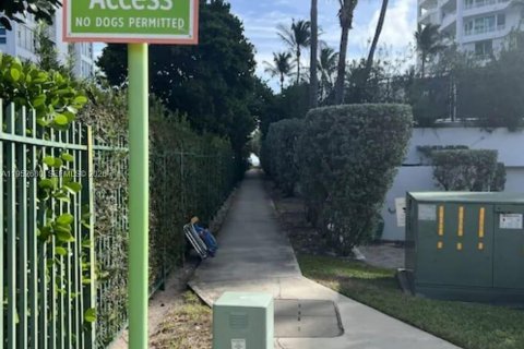 Copropriété à louer à Lauderdale-by-the-Sea, Floride: 2 chambres, 92.9 m2 № 2010039 - photo 5