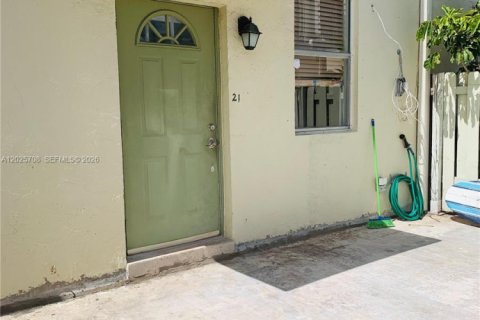 Condo à Miami, Floride, 2 chambres  № 2169014