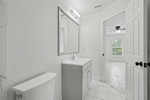 Villa ou maison à louer à Lakeland, Floride: 3 chambres, 115.66 m2 № 2102096 - photo 16
