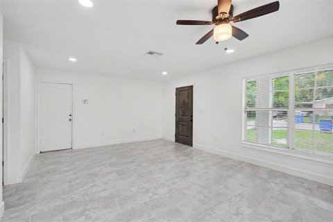 Villa ou maison à louer à Lakeland, Floride: 3 chambres, 115.66 m2 № 2102096 - photo 5