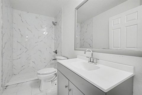 Villa ou maison à louer à Lakeland, Floride: 3 chambres, 115.66 m2 № 2102096 - photo 24