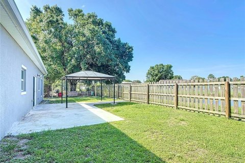 House in Kissimmee, Florida 3 bedrooms, 120.96 sq.m. № 1744597 - photo 26