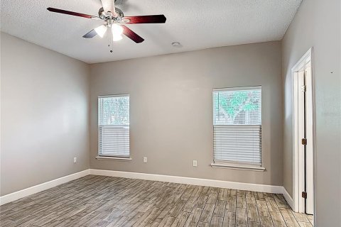 House in Kissimmee, Florida 3 bedrooms, 120.96 sq.m. № 1744597 - photo 13