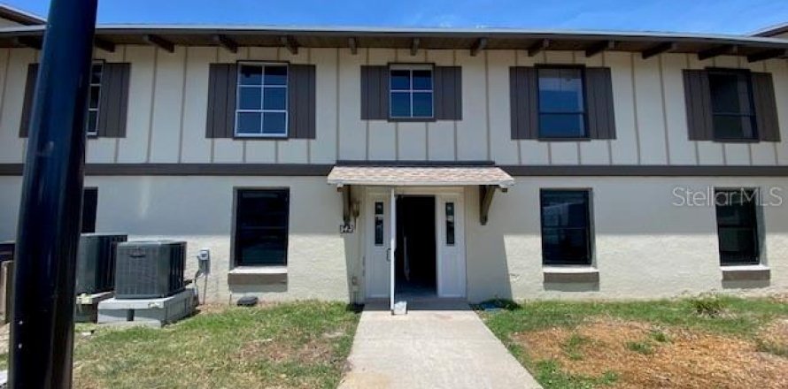 Condo in Treasure Island, Florida, 2 bedrooms № 2150569