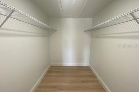 Condo in Treasure Island, Florida, 2 bedrooms № 2150569 - photo 14