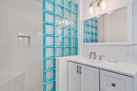 Villa ou maison à vendre à Holmes Beach, Floride: 3 chambres, 138.42 m2 № 1842967 - photo 16