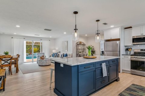 Villa ou maison à vendre à Holmes Beach, Floride: 3 chambres, 138.42 m2 № 1842967 - photo 3