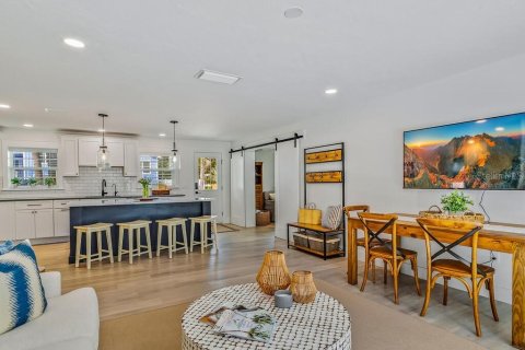 Villa ou maison à vendre à Holmes Beach, Floride: 3 chambres, 138.42 m2 № 1842967 - photo 7