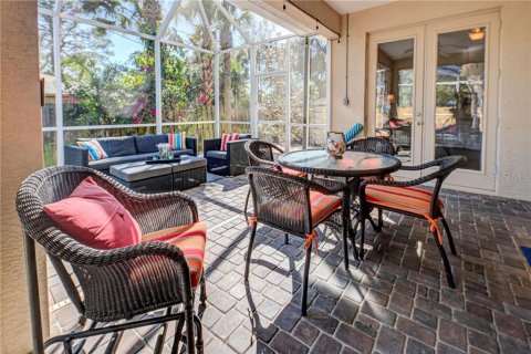 House in Sarasota, Florida 3 bedrooms, 175.03 sq.m. № 2219054 - photo 8