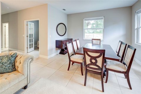 House in Sarasota, Florida 3 bedrooms, 175.03 sq.m. № 2219054 - photo 23