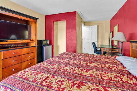 Hotel in Dania Beach, Florida № 1713129 - photo 2
