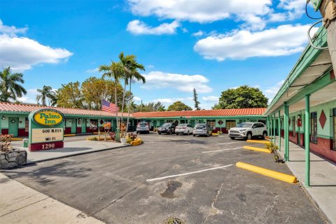 Hotel in Dania Beach, Florida № 1713129 - photo 6
