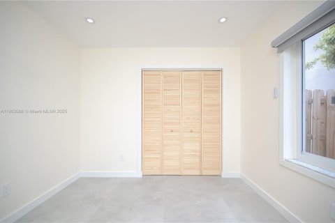 Casa en venta en Doral, Florida, 3 dormitorios, 156.63 m2 № 1955609 - foto 15