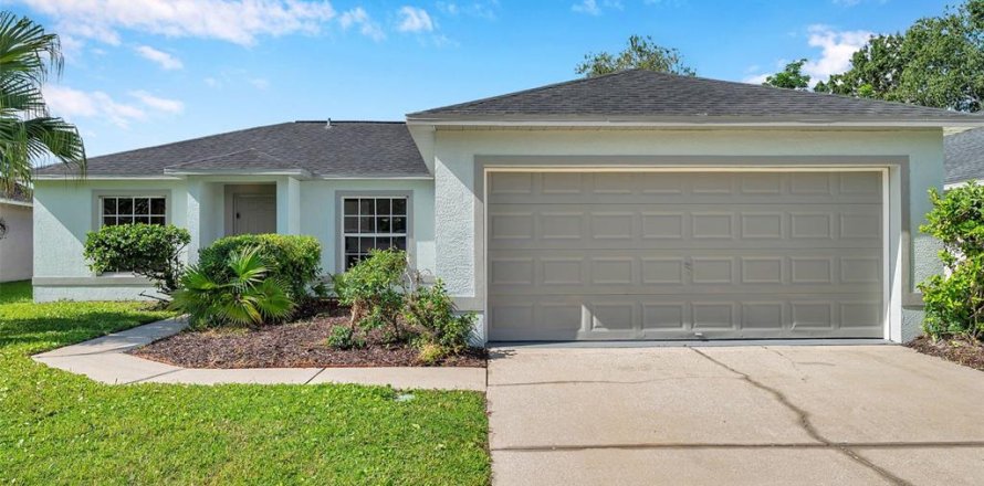 Villa ou maison à Wesley Chapel, Floride 3 chambres, 112.78 m2 № 1906297
