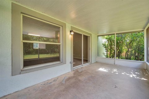 Villa ou maison à vendre à Wesley Chapel, Floride: 3 chambres, 112.78 m2 № 1906297 - photo 8