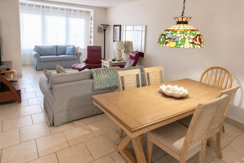 Condo in Lauderdale Lakes, Florida, 1 bedroom  № 2183426 - photo 3