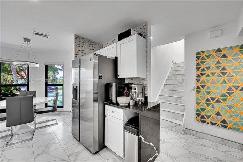 Townhouse in Boca Raton, Florida 2 bedrooms, 103.03 sq.m. № 1950705 - photo 5
