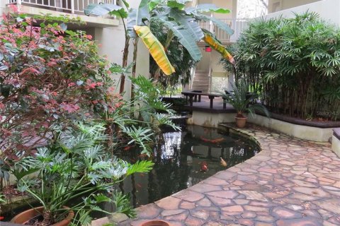 Condominio en venta en Gainesville, Florida, 3 dormitorios, 144.74 m2 № 1580099 - foto 1