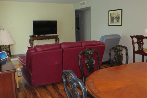 Condominio en venta en Gainesville, Florida, 3 dormitorios, 144.74 m2 № 1580099 - foto 7