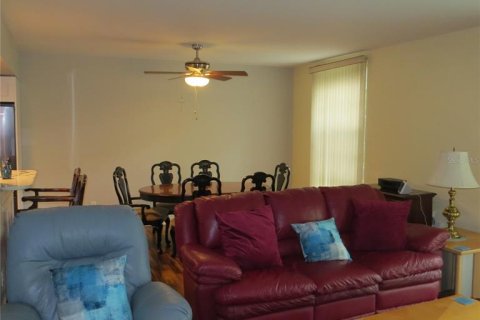 Condominio en venta en Gainesville, Florida, 3 dormitorios, 144.74 m2 № 1580099 - foto 9