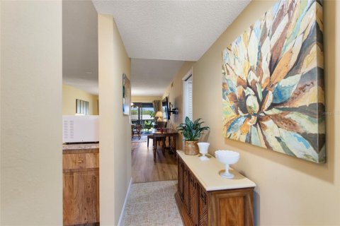 Condo in Sebring, Florida, 2 bedrooms  № 1759500 - photo 16