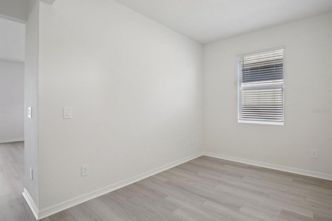 Casa en venta en Palmetto, Florida, 4 dormitorios, 252.97 m2 № 2116265 - foto 7