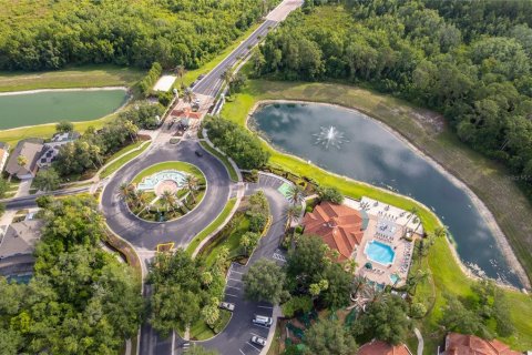 Villa ou maison à vendre à Kissimmee, Floride: 7 chambres, 267.65 m2 № 2196830 - photo 16