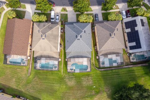 Villa ou maison à vendre à Kissimmee, Floride: 7 chambres, 267.65 m2 № 2196830 - photo 15