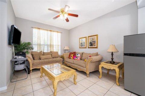 Villa ou maison à vendre à Kissimmee, Floride: 7 chambres, 267.65 m2 № 2196830 - photo 8