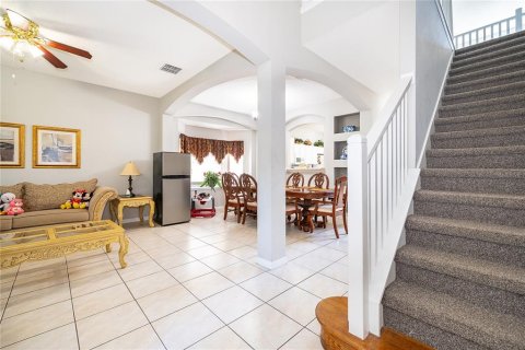 Villa ou maison à vendre à Kissimmee, Floride: 7 chambres, 267.65 m2 № 2196830 - photo 2